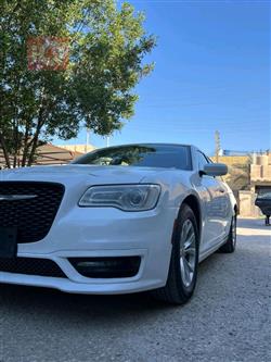 کرایسلەر 300